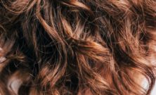 Hvordan pleie og forebygge tørt hår